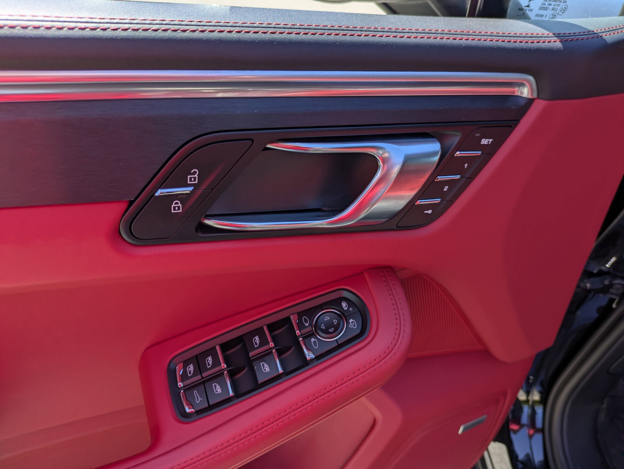 Used 2021 Porsche Macan GTS AWD/4WD image 16