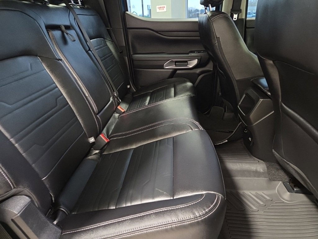 Used 2024 Ford Ranger Lariat w/ Trailer Tow Package image 16