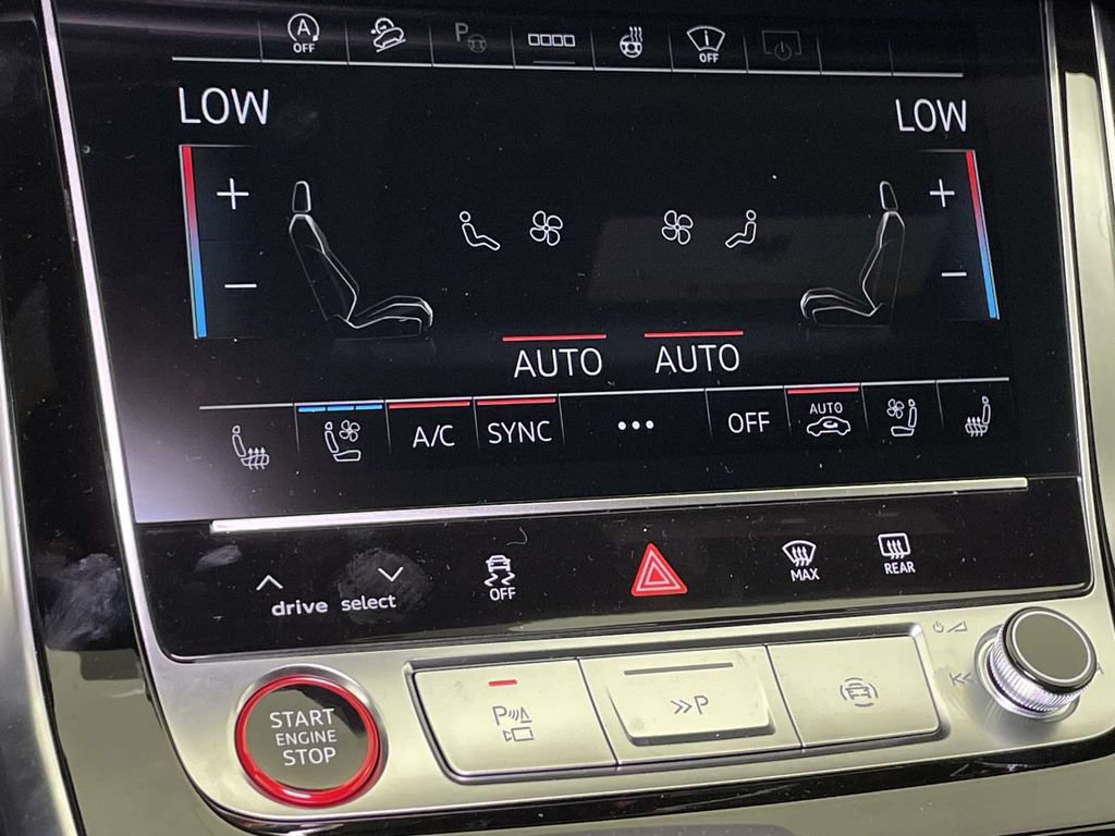 New 2026 Audi SQ8 Prestige AWD/4WD image 33
