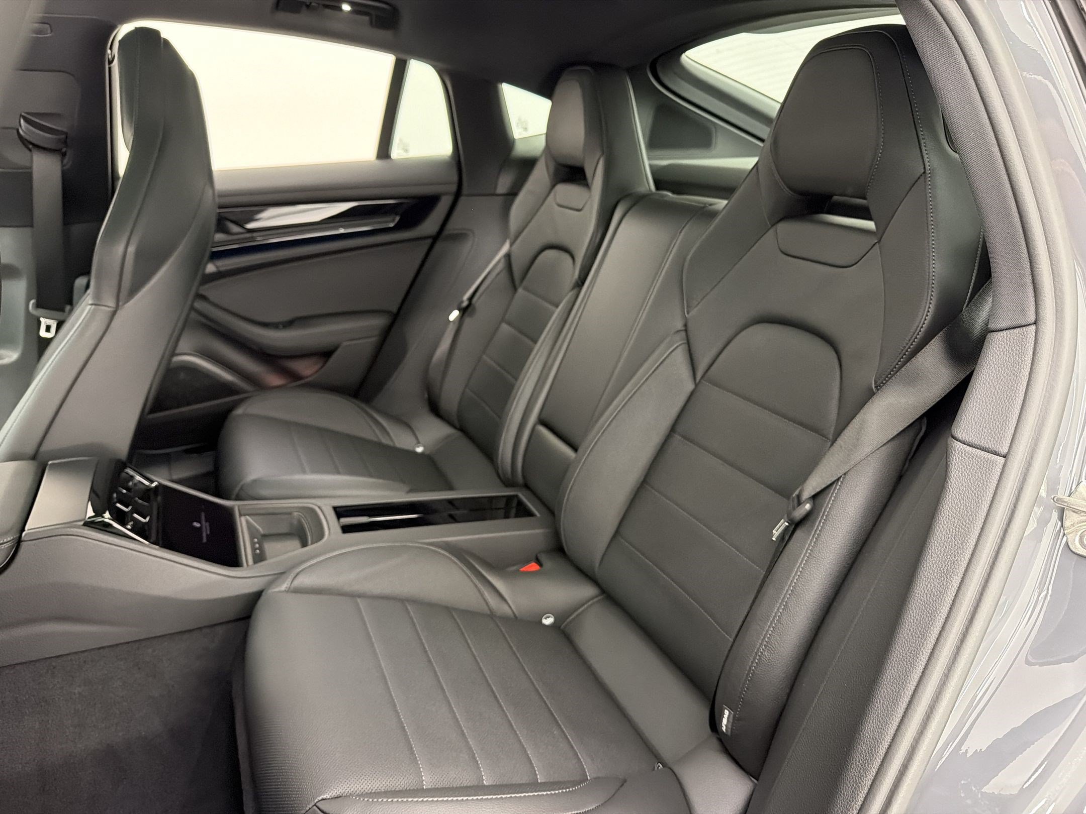 New 2026 Porsche Panamera 4 AWD/4WD image 24