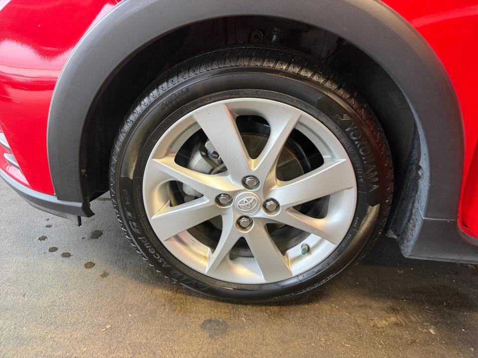 Used 2018 Toyota Prius C Four FWD image 31