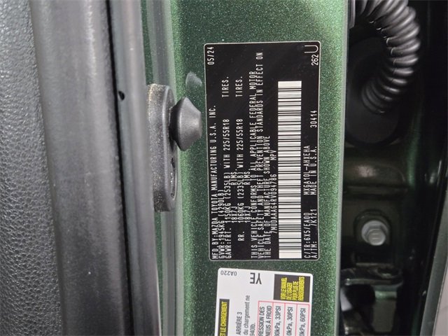 Used 2024 Toyota Corolla Cross XLE image 30