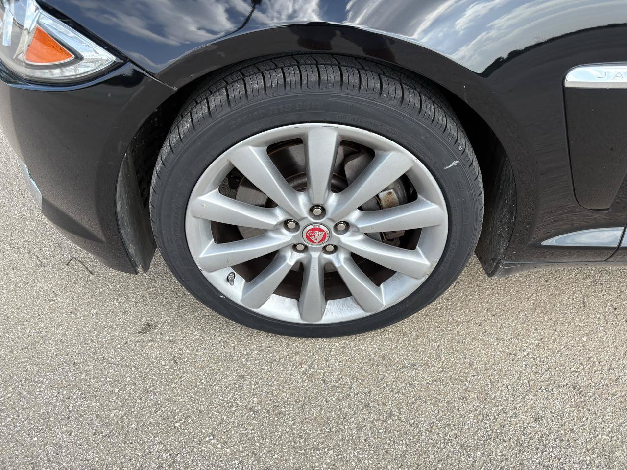 Used 2014 Jaguar XF 3.0 AWD/4WD image 18