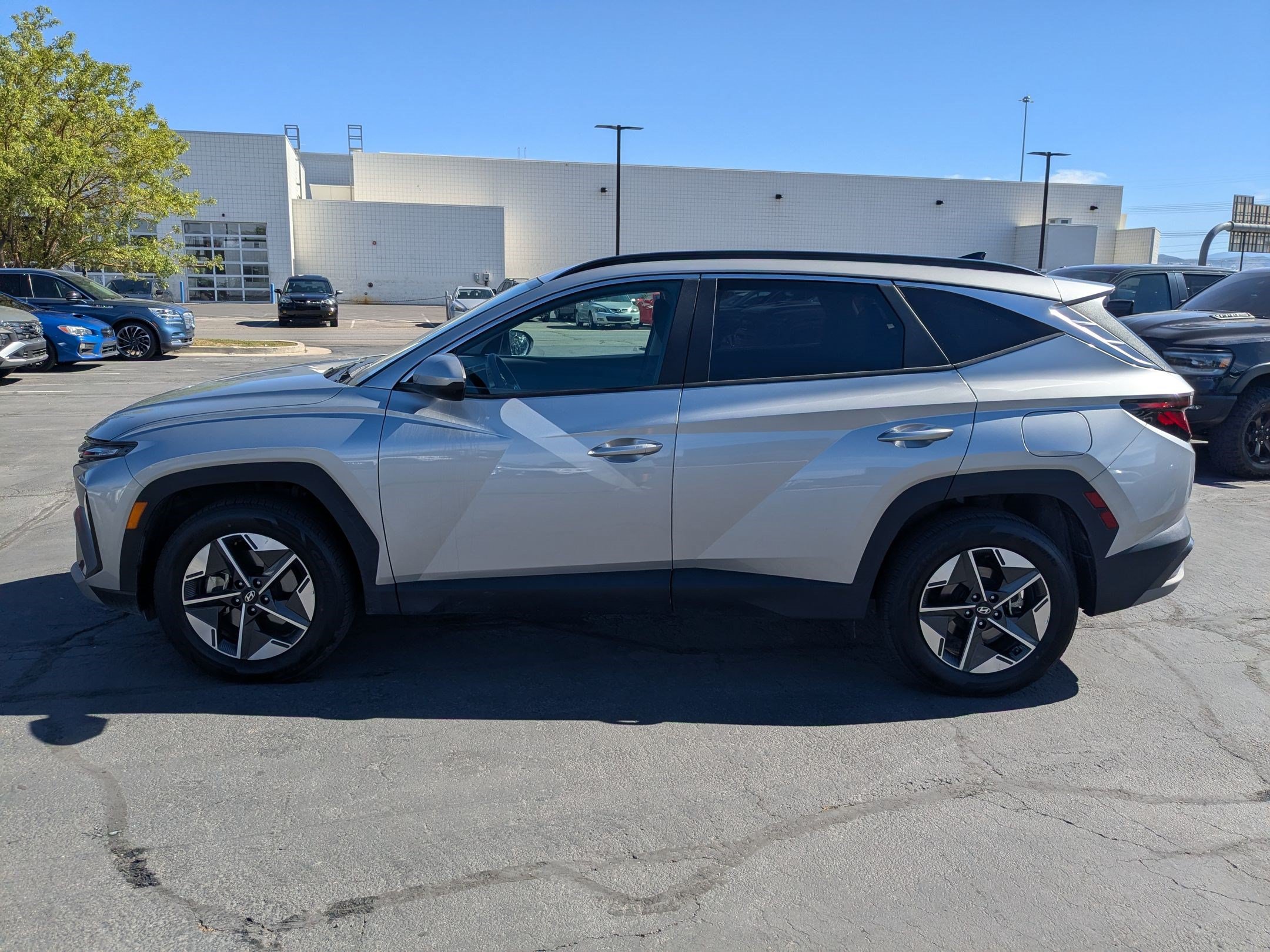 Certified 2025 Hyundai Tucson SEL AWD/4WD image 10