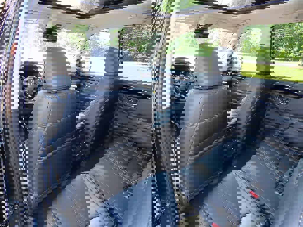 New 2025 Honda Pilot Touring image 15