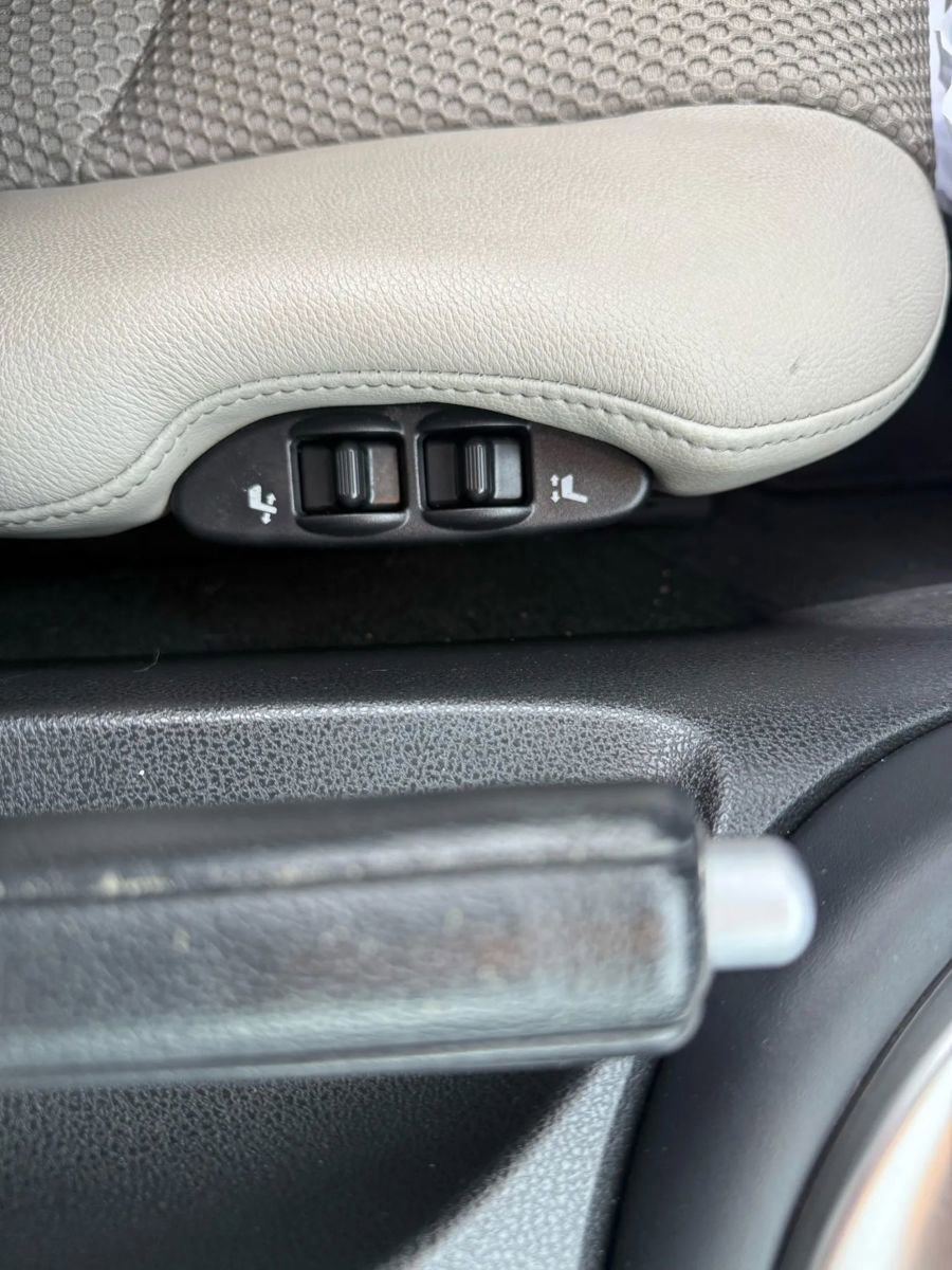 Used 2016 Nissan 370Z Touring Sport image 16