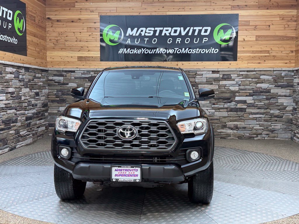 Used 2020 Toyota Tacoma TRD Off-Road w/ TRD Premium Off Road Package AWD/4WD image 5