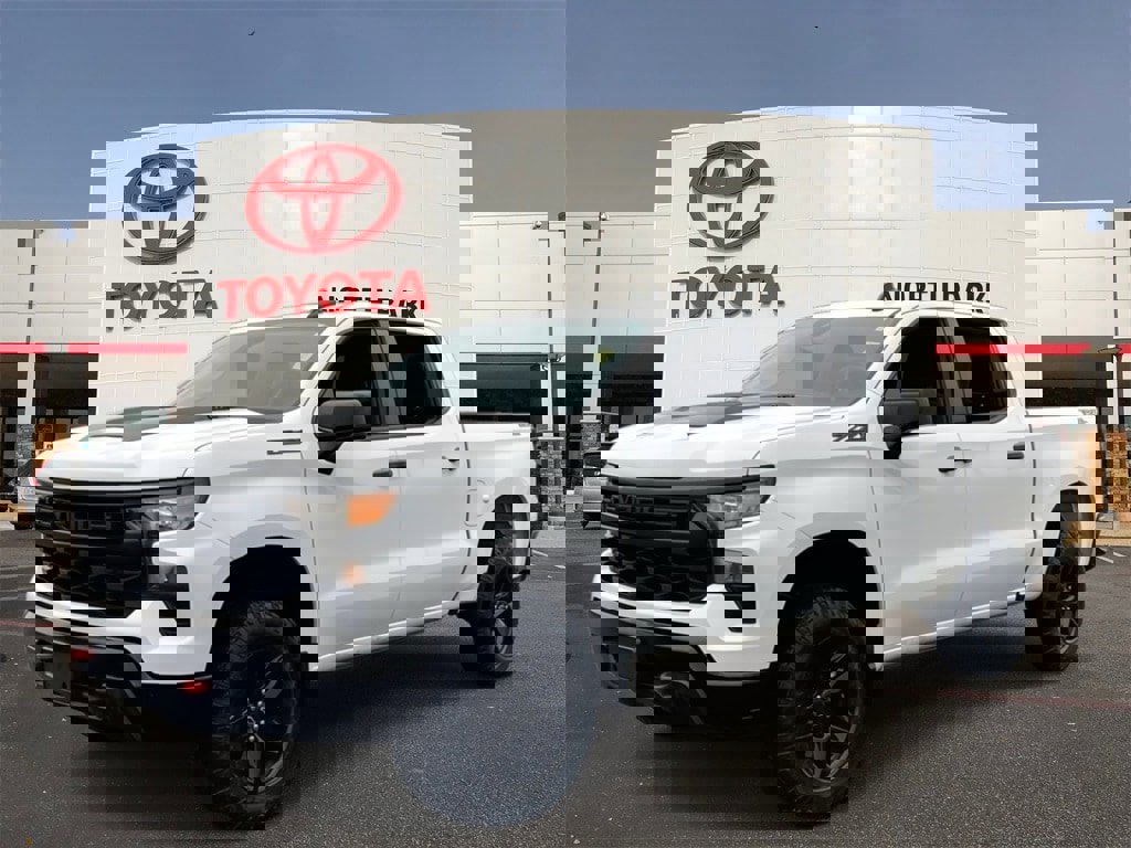 Used 2023 Chevrolet Silverado 1500 Custom Trail Boss w/ LPO, Dark Essentials Package