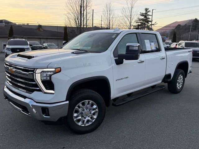 Used 2024 Chevrolet Silverado 2500 LTZ image 1