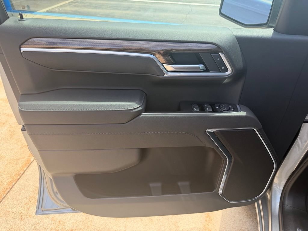 New 2026 Chevrolet Silverado 1500 LT AWD/4WD image 13