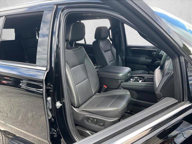 Used 2025 Chevrolet Tahoe Premier RWD image 9