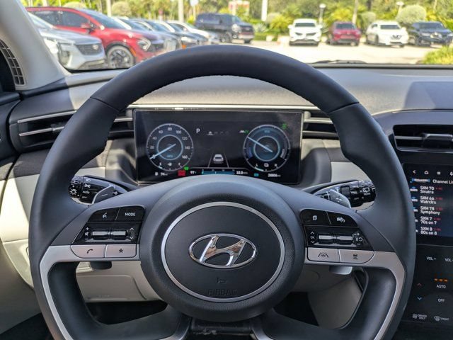 Used 2022 Hyundai Tucson Limited AWD/4WD image 24