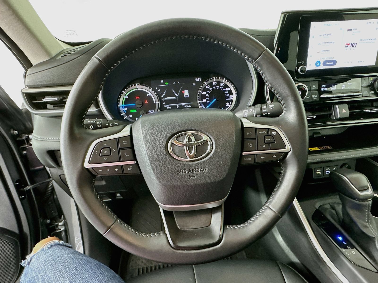 Certified 2026 Toyota Highlander XLE AWD/4WD image 11
