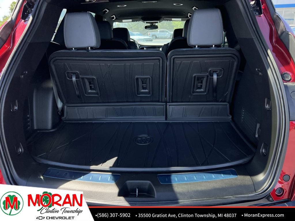 Used 2024 Buick Enclave Essence w/ Sport Touring Edition FWD image 13