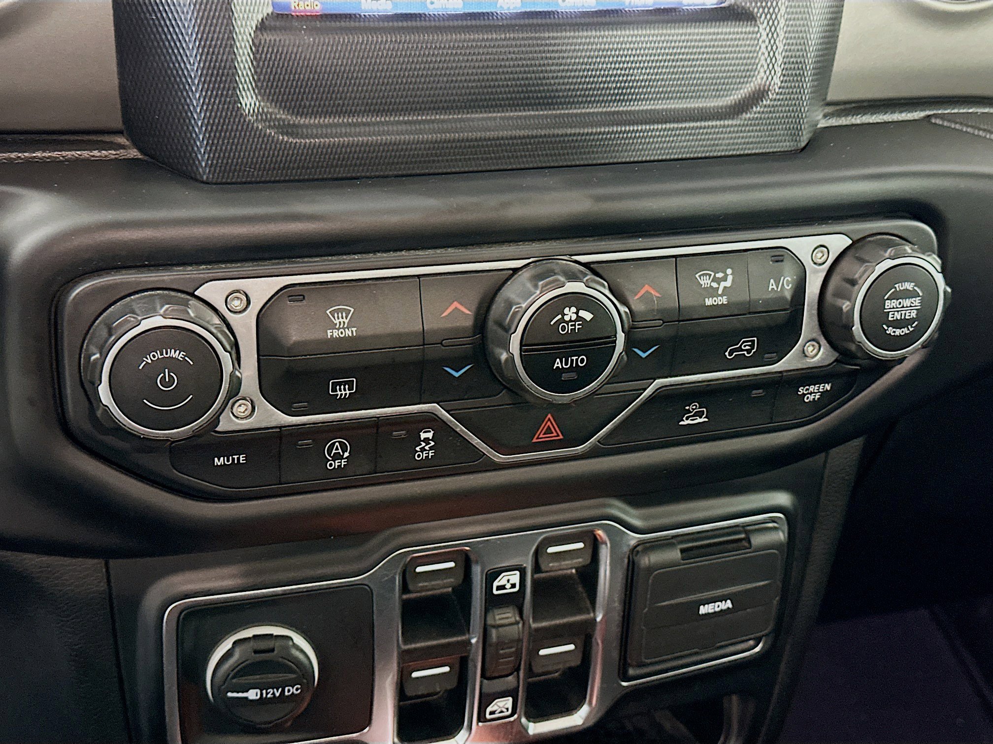 Used 2021 Jeep Gladiator Sport AWD/4WD image 22