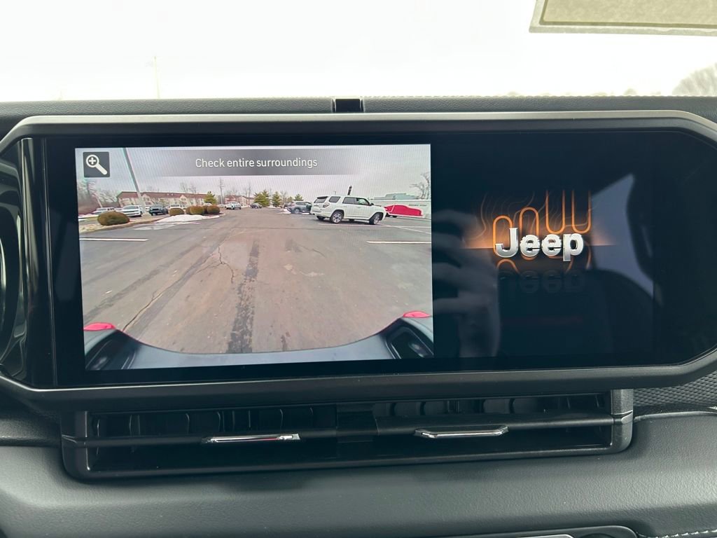 New 2026 Jeep Gladiator Rubicon w/ Safety Group AWD/4WD image 14