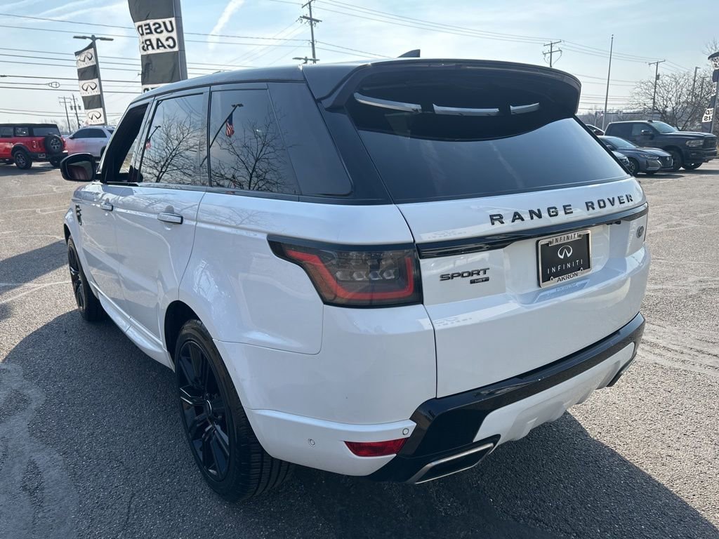Used 2020 Land Rover Range Rover Sport HST image 11