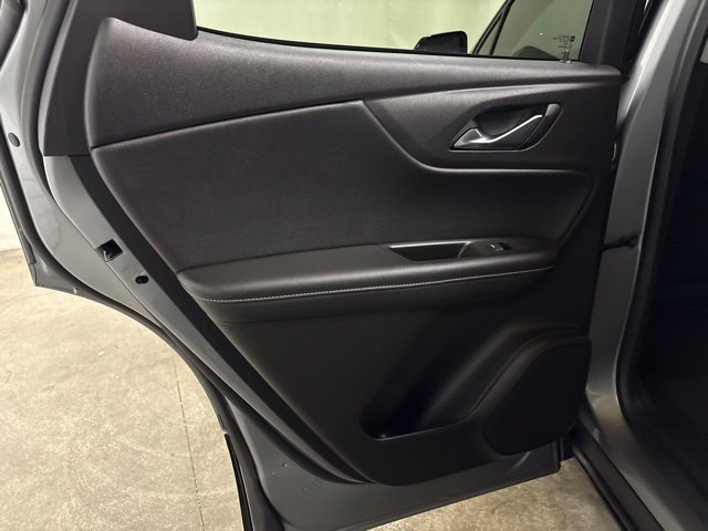 Used 2025 Chevrolet Blazer LT FWD image 23