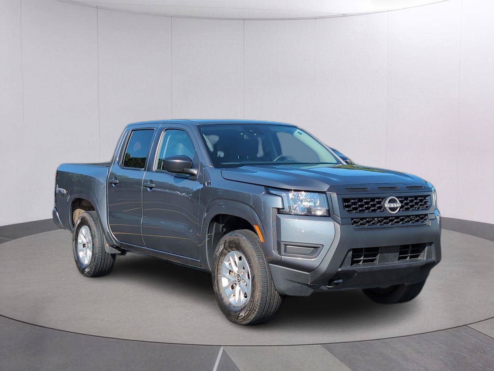 Used 2025 Nissan Frontier S w/ S Utility Package AWD/4WD image 9