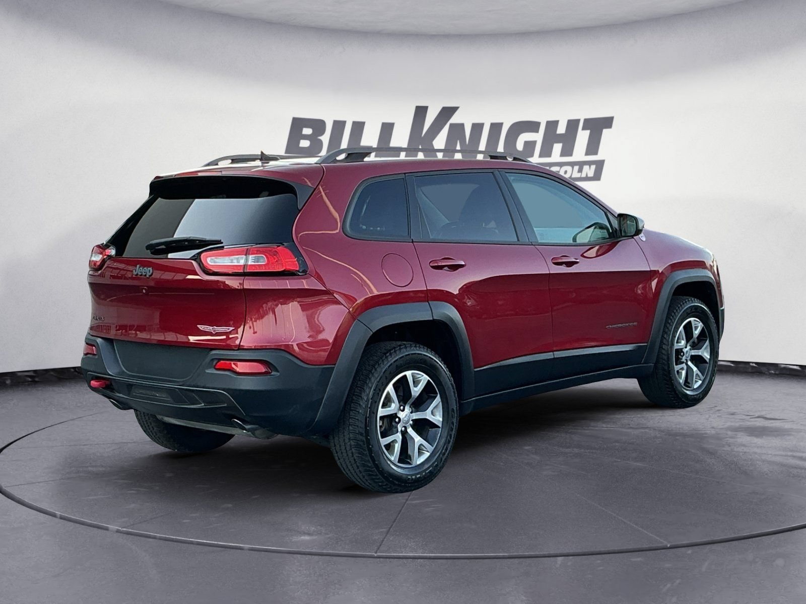 Used 2015 Jeep Cherokee Trailhawk w/ Leather Interior Group AWD/4WD image 5