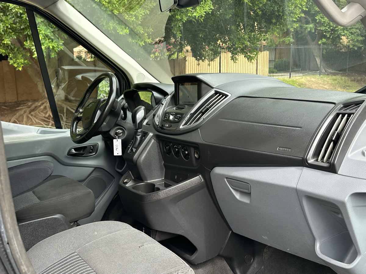 Used 2017 Ford Transit 350 XLT RWD image 10