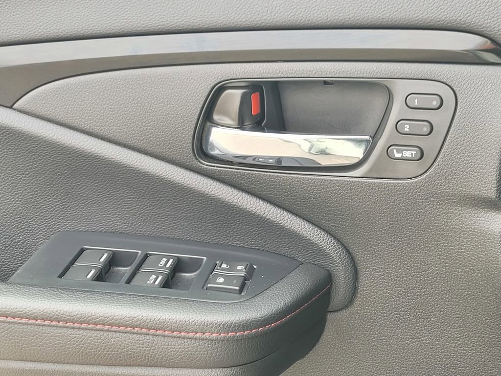 Used 2023 Honda Ridgeline Black Edition image 43