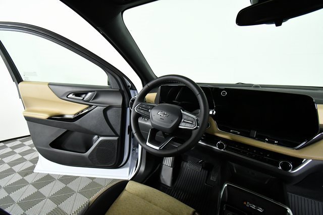 New 2026 Chevrolet Equinox ACTIV w/ LPO, Floor Liner Package image 19