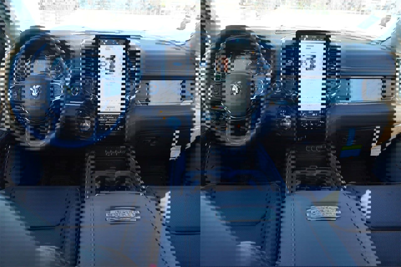 New 2025 RAM 1500 Limited image 2