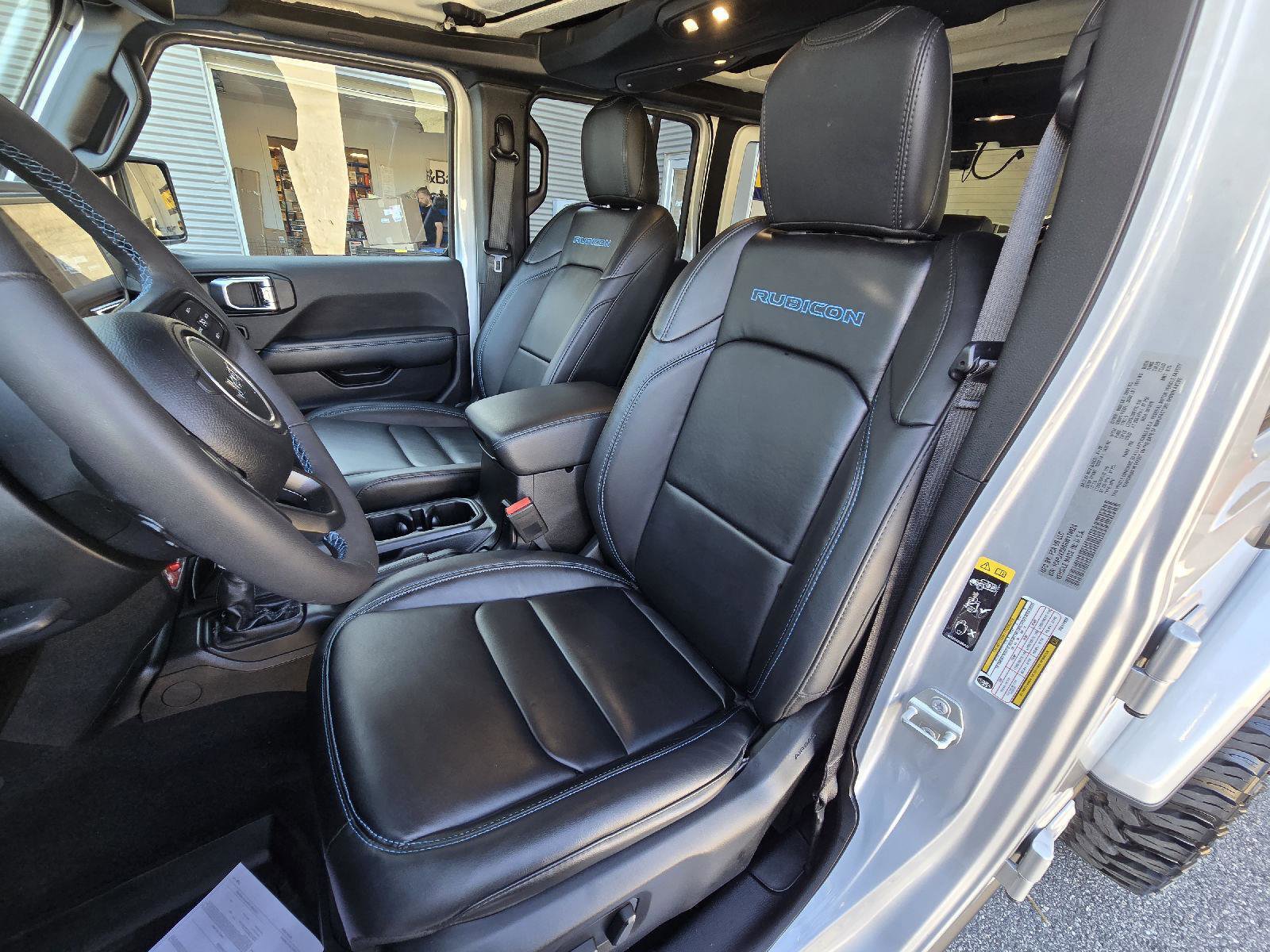Used 2024 Jeep Wrangler Unlimited Rubicon 4xe image 16