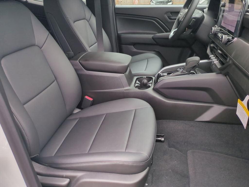 New 2025 Chevrolet Colorado Trail Boss w/ Off-Road Front Bumper Package image 27