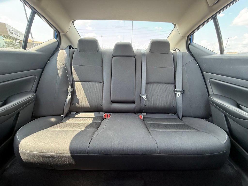 Used 2025 Nissan Altima 2.5 SV FWD image 29