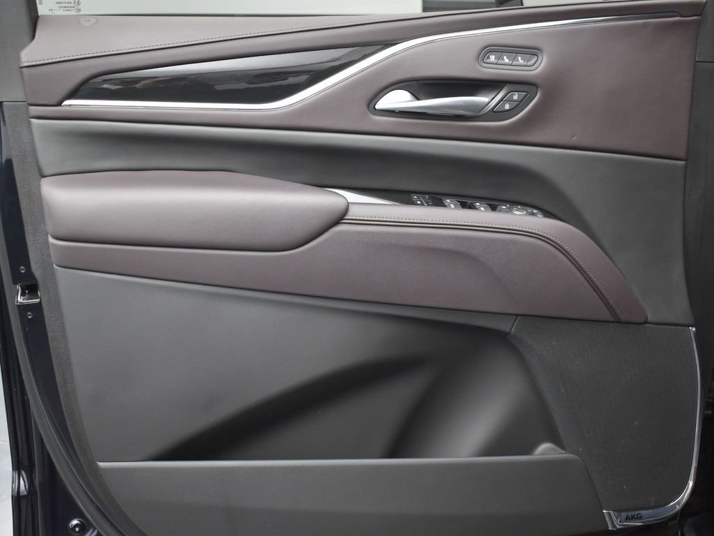 Certified 2023 Cadillac Escalade ESV Sport Platinum w/ LPO, ONYX Package image 9