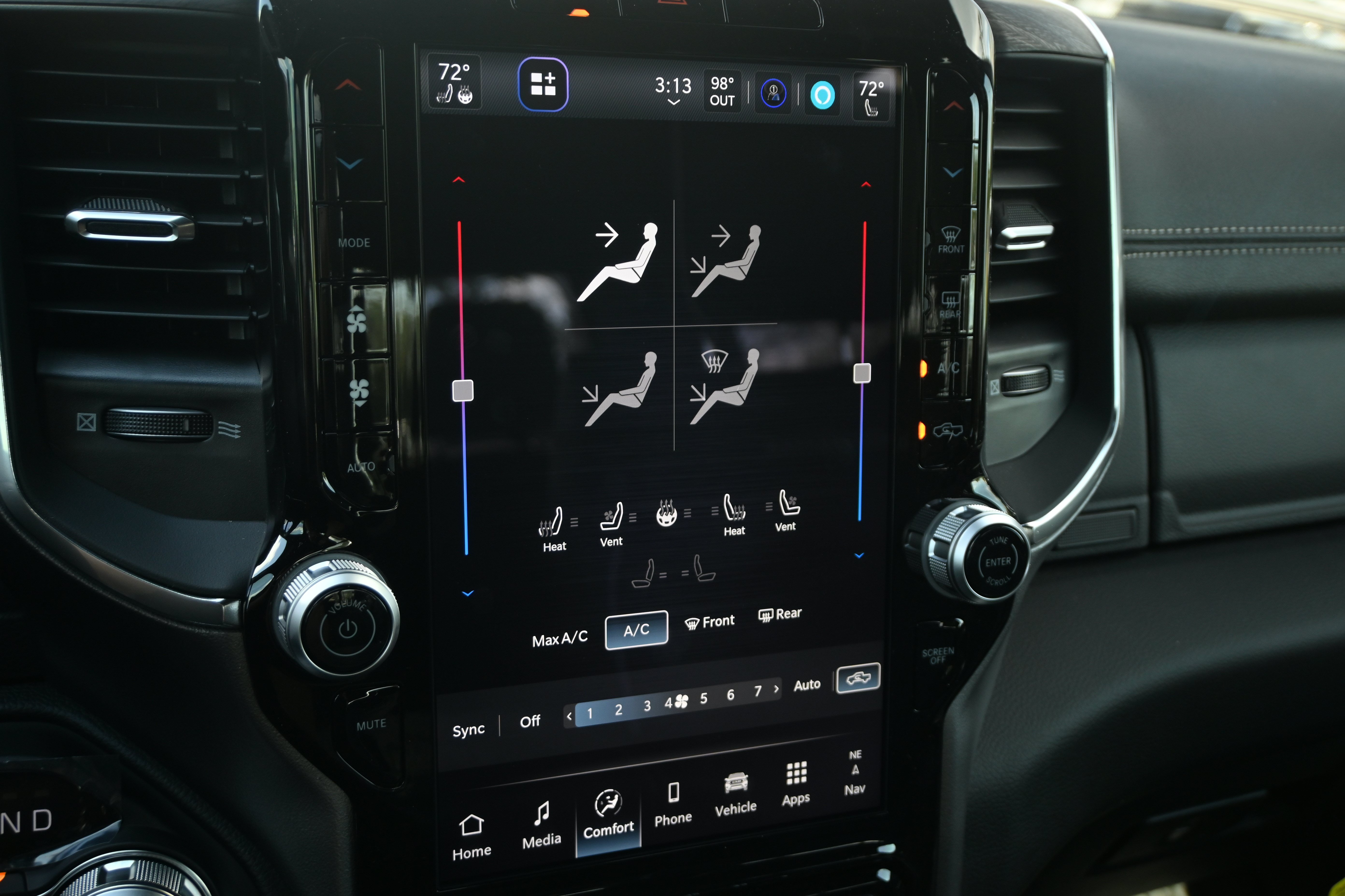 New 2026 RAM 1500 Laramie w/ Night Edition AWD/4WD image 28