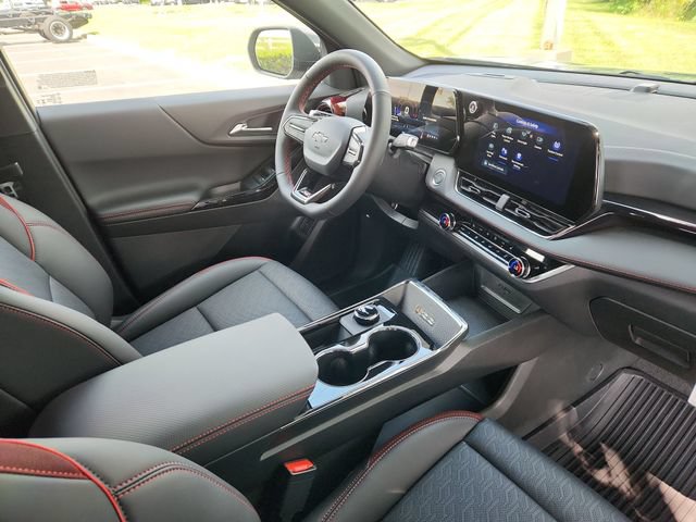 New 2027 Chevrolet Equinox RS w/ Safety and Technology Package FWD image 19
