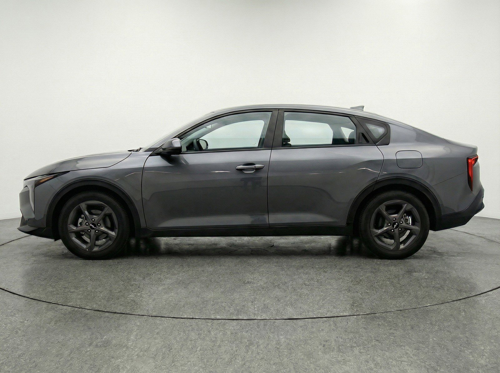 Used 2025 Kia K4 FWD image 5