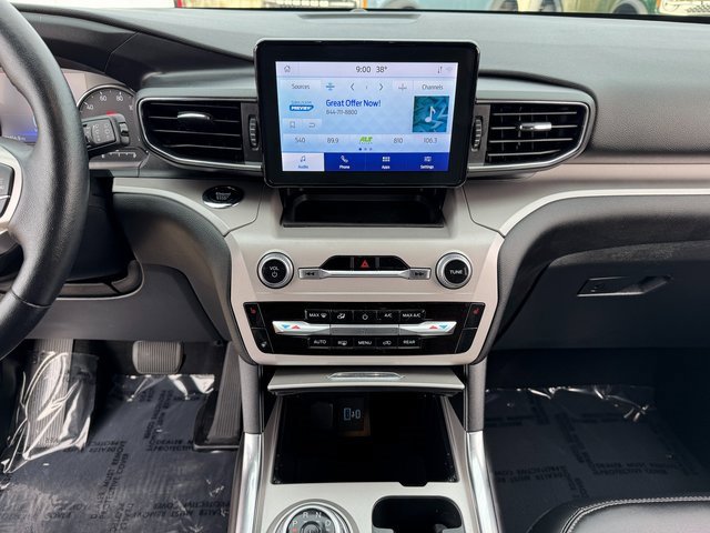 Used 2023 Ford Explorer XLT w/ Equipment Group 202A image 26