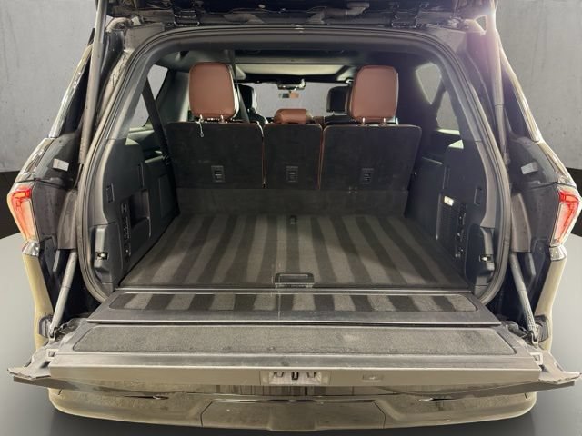 Used 2025 Lincoln Navigator L Reserve AWD/4WD image 23