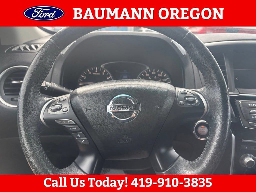 Used 2017 Nissan Pathfinder SV FWD image 21