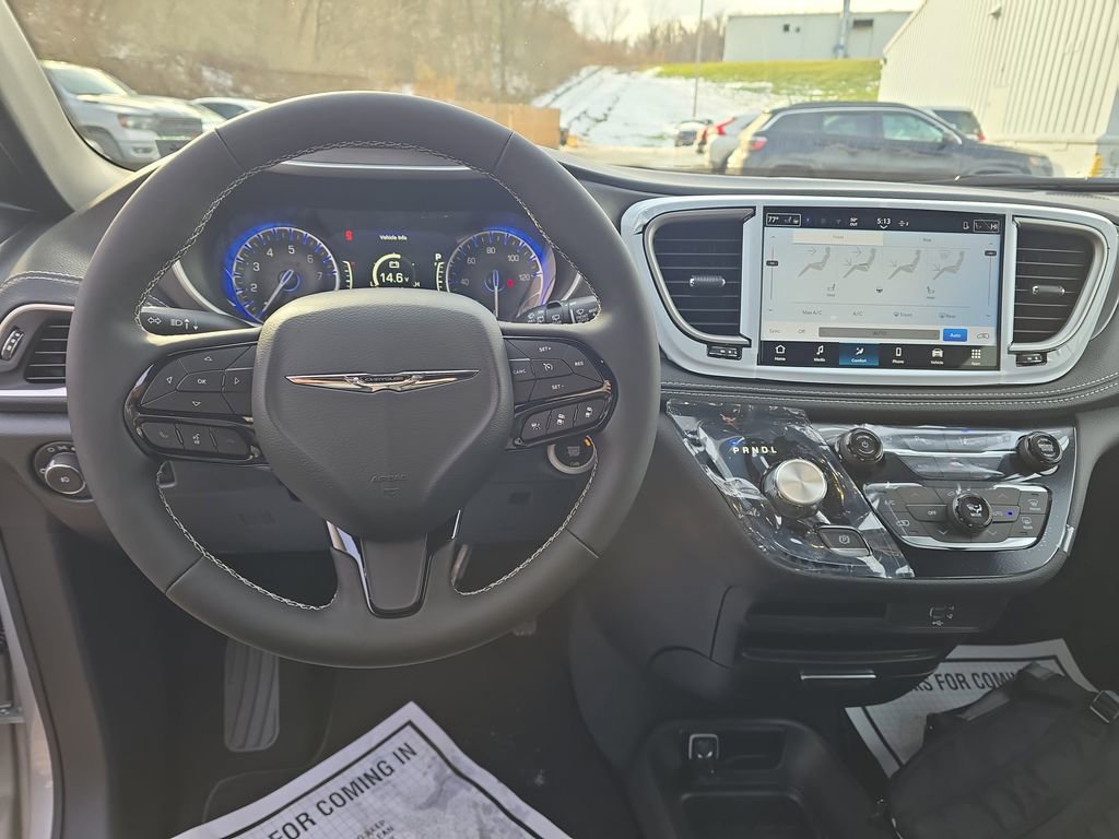 New 2026 Chrysler Pacifica Select w/ S Appearance Package image 15
