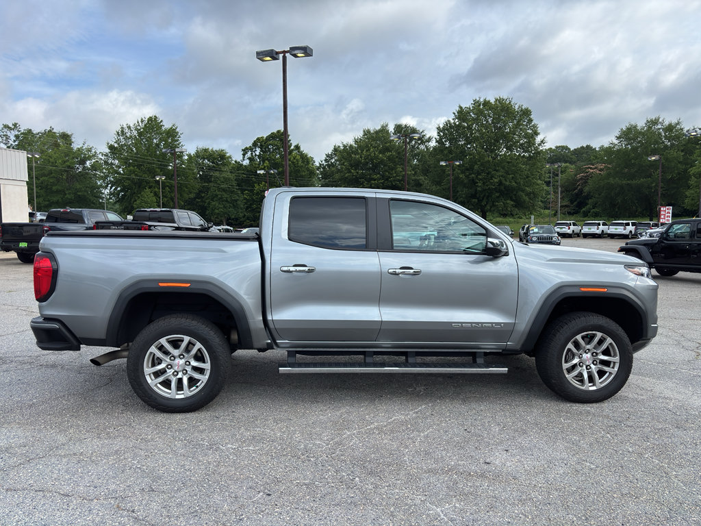 Used 2023 GMC Canyon Denali AWD/4WD image 8