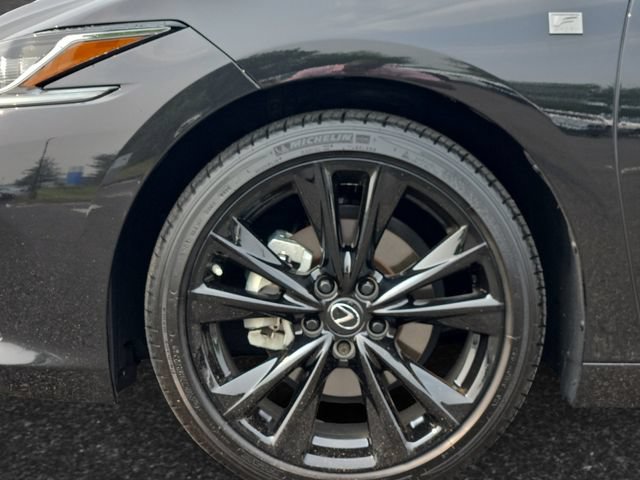 Used 2025 Lexus ES 350 w/ Technology Package FWD image 4
