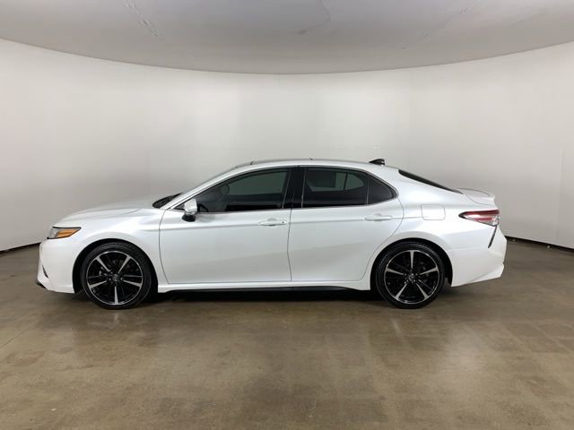 Used 2019 Toyota Camry XSE image 15