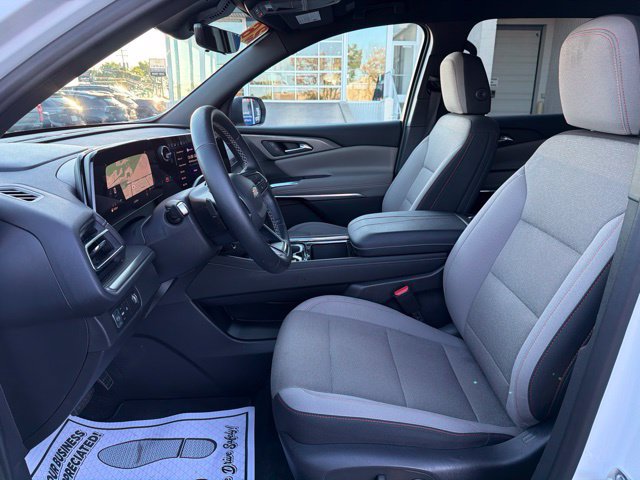 Certified 2026 Chevrolet Traverse LT w/ Driver Confidence Package FWD image 13