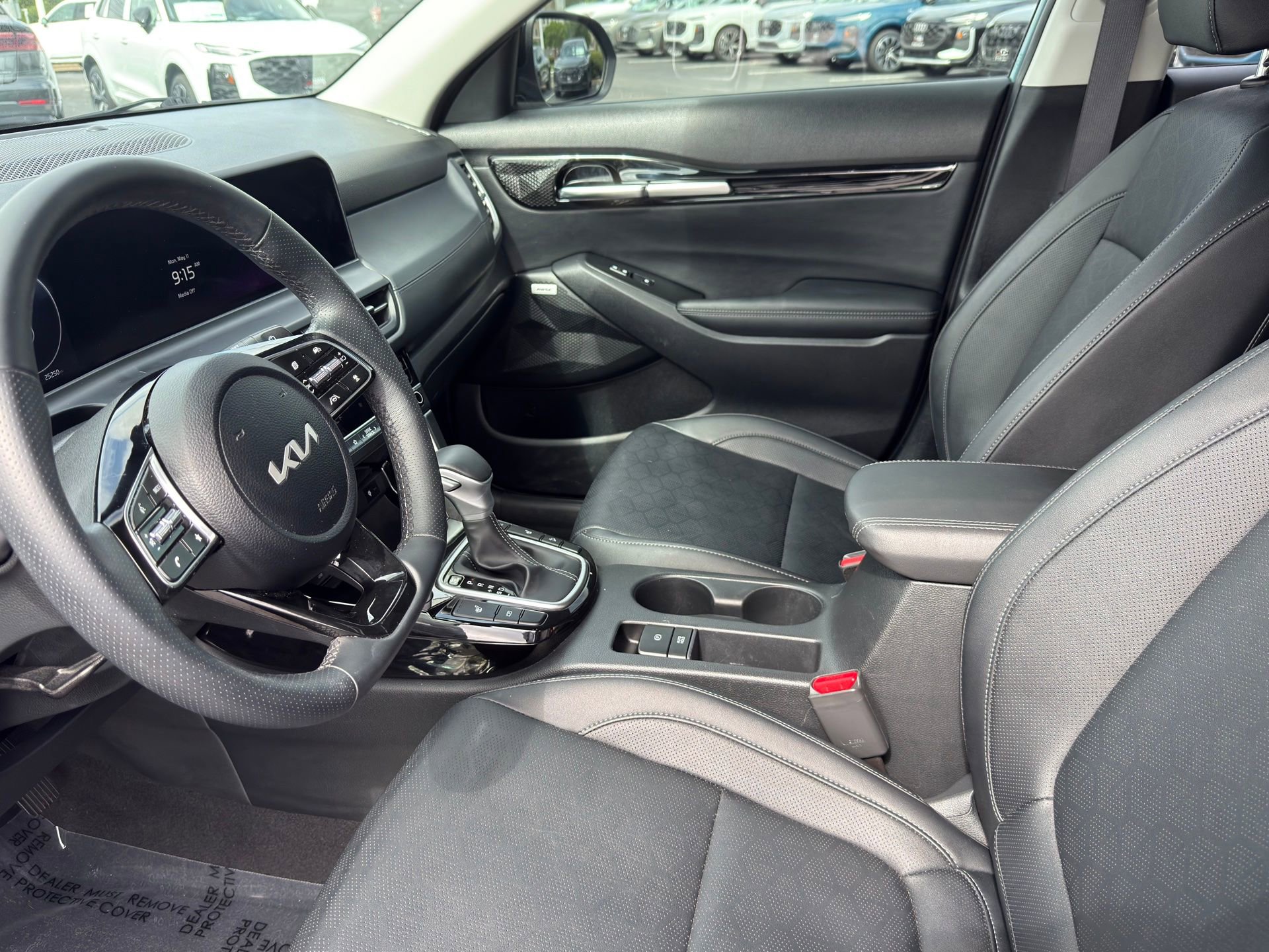 Used 2024 Kia Seltos SX AWD/4WD image 12