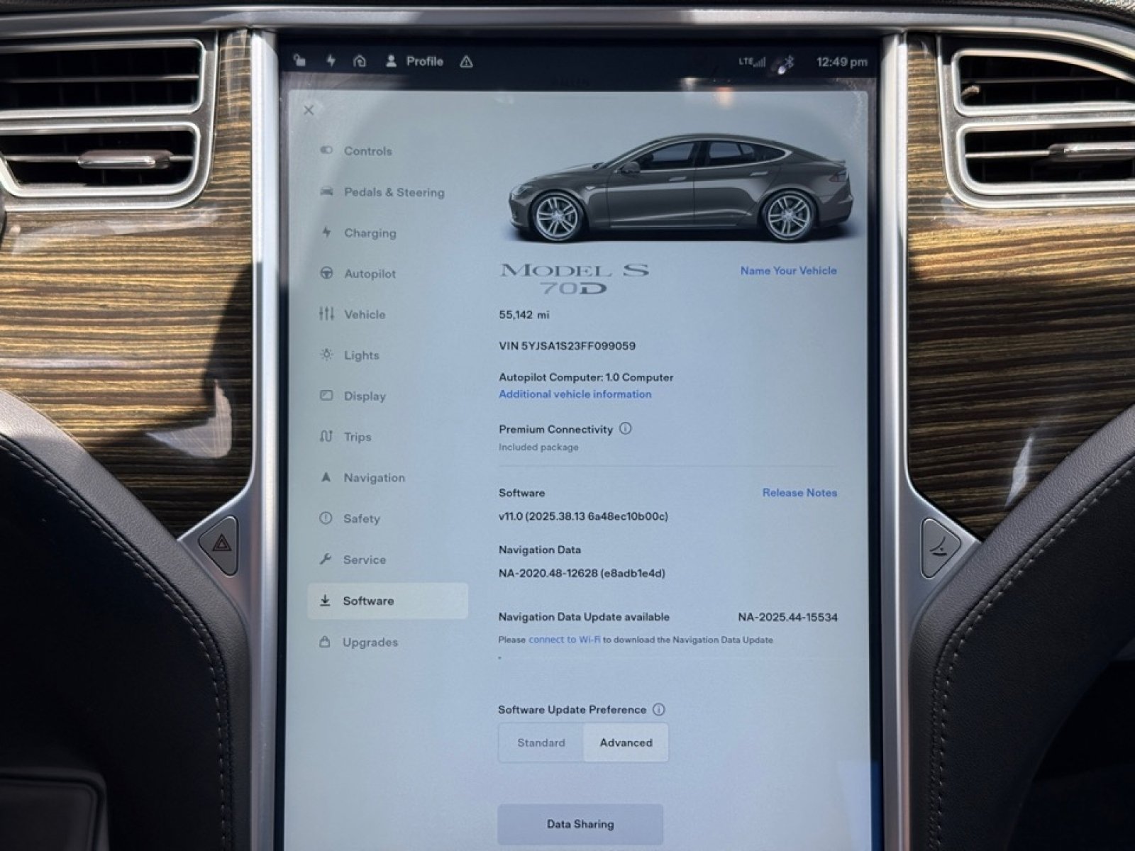 Used 2015 Tesla Model S 70D AWD/4WD image 15