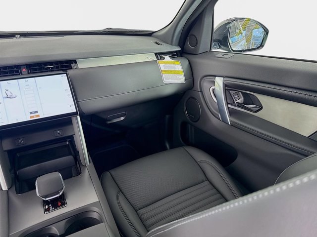 New 2026 Land Rover Discovery Sport Landmark image 26