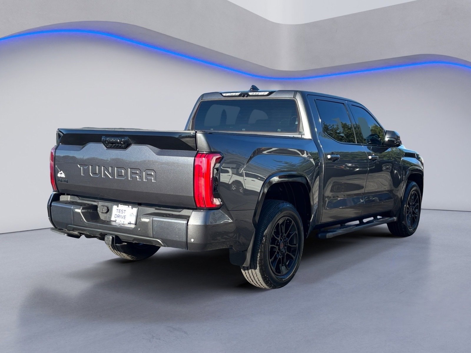 Used 2023 Toyota Tundra Platinum image 9