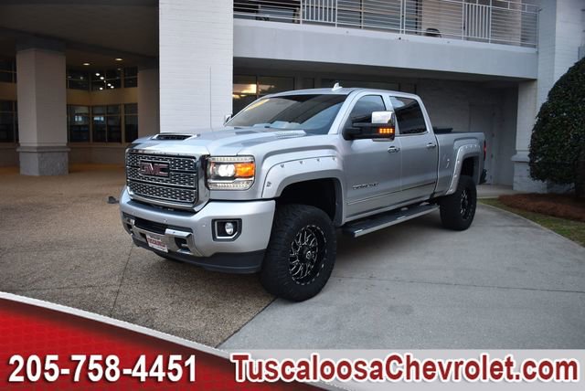 Used 2019 GMC Sierra 2500 Denali w/ Duramax Plus Package image 5