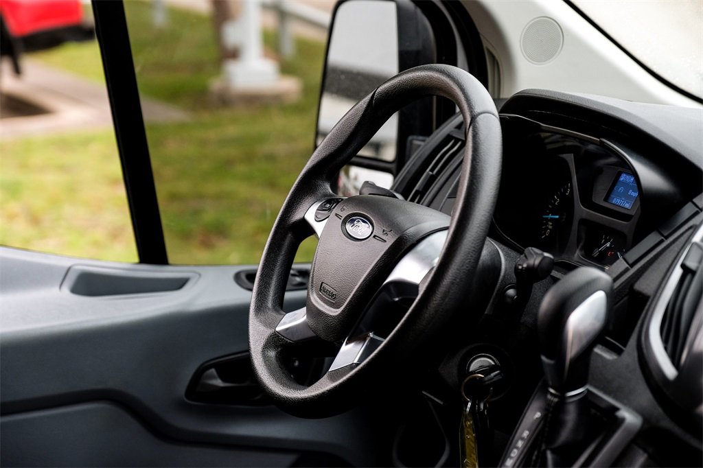 Used 2019 Ford Transit 350 XLT image 11