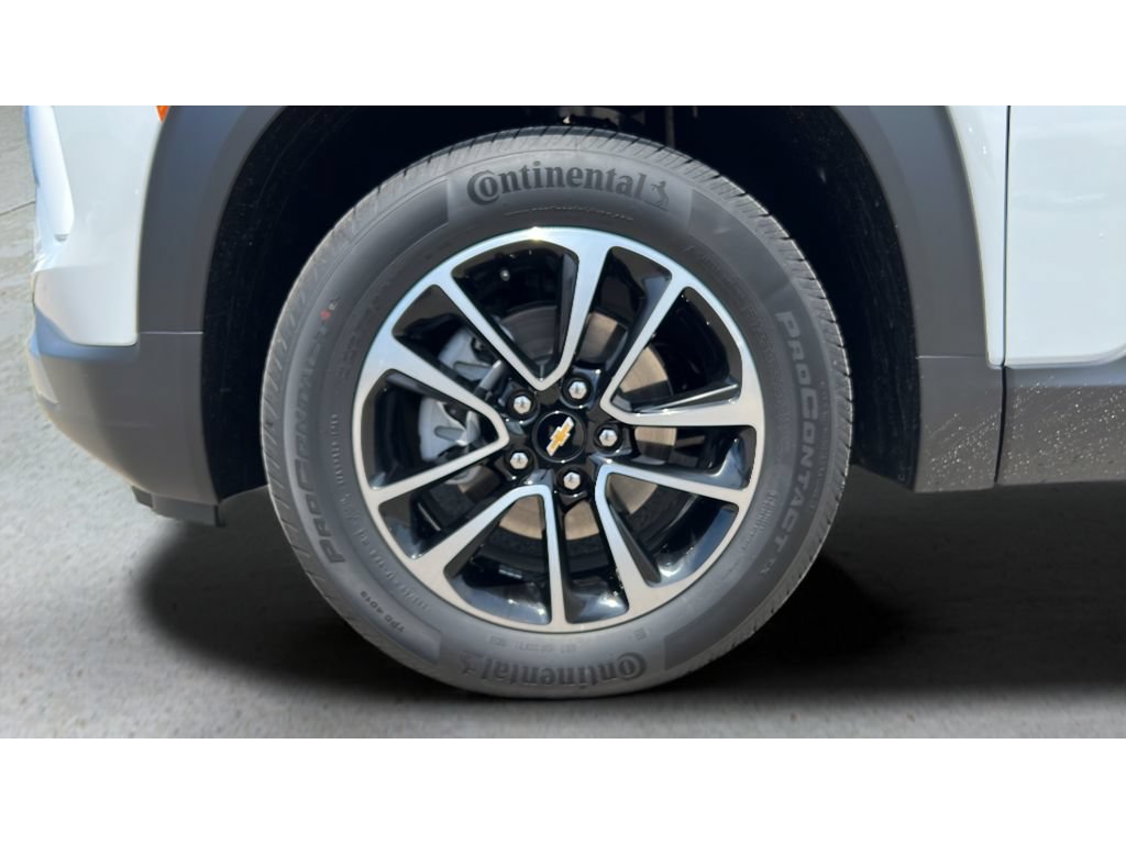 Certified 2026 Chevrolet TrailBlazer LT w/ LT Cold Weather Package AWD/4WD image 34